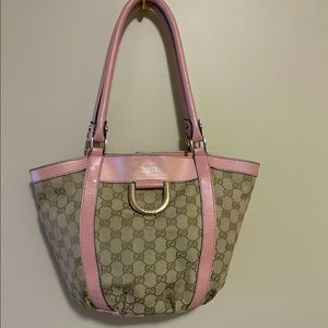 100% Authentic GUCCI shoulder bag❤️
